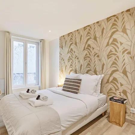 Cozy In The Center Of 2 Bedrooms